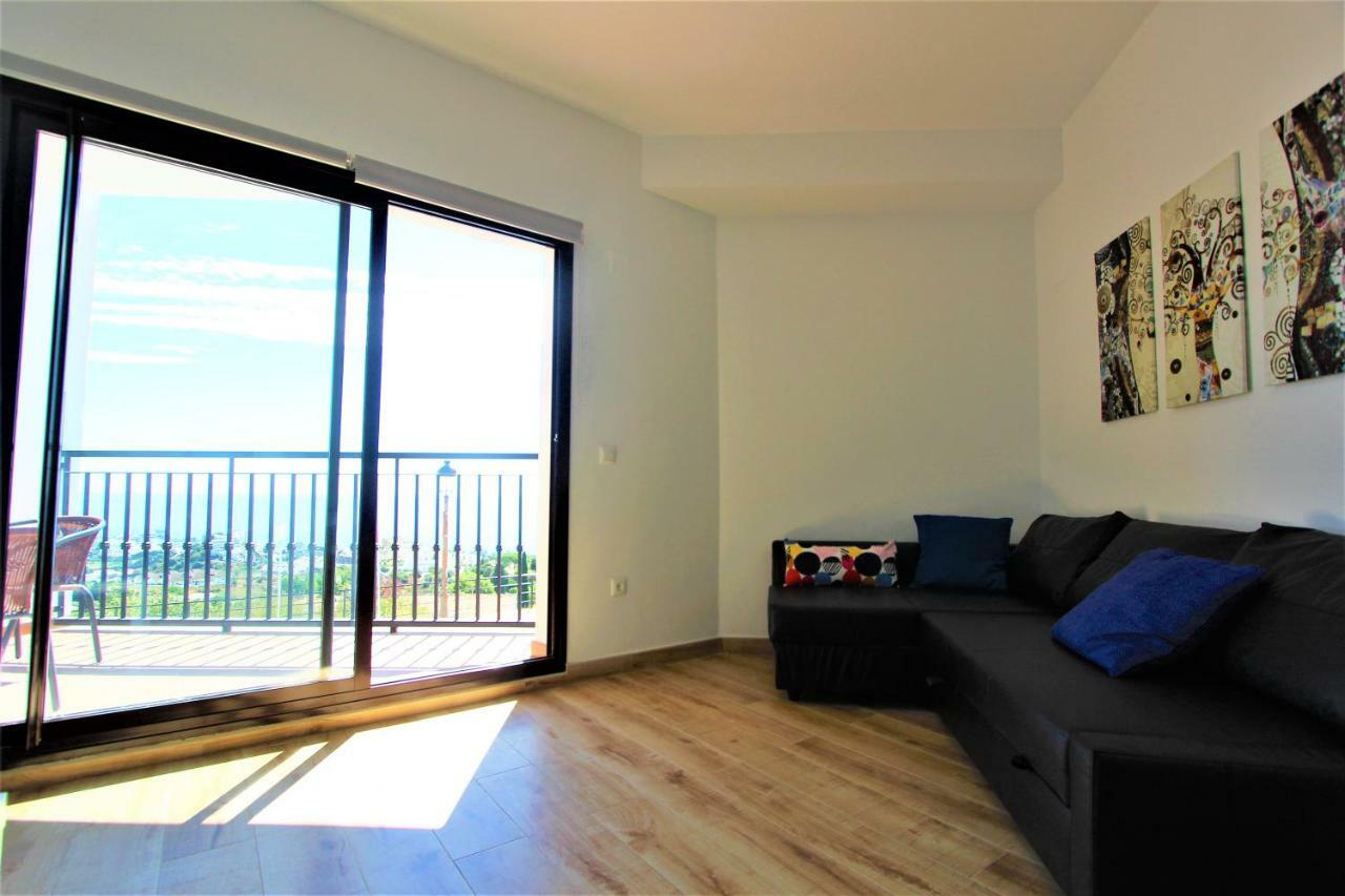 Pueblo - Excelente Conexion Wifi - Piscina Abierta - Fantasticas Vistas - Parking Gratis Benalmádena