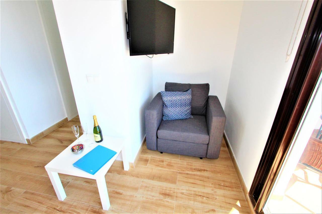 Pueblo - Excelente Conexion Wifi - Piscina Abierta - Fantasticas Vistas - Parking Gratis Benalmádena