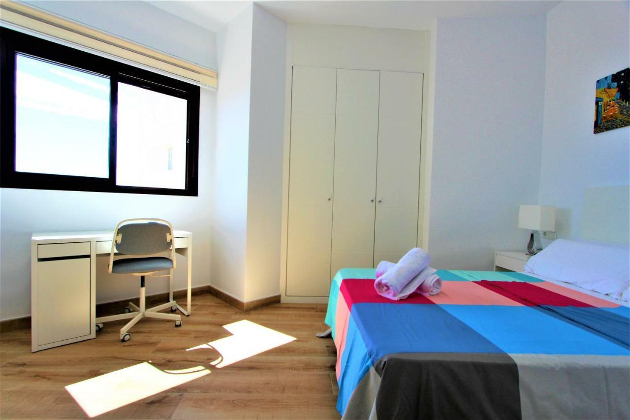 Pueblo - Excelente Conexion Wifi - Piscina Abierta - Fantasticas Vistas - Parking Gratis Lejlighed Benalmádena